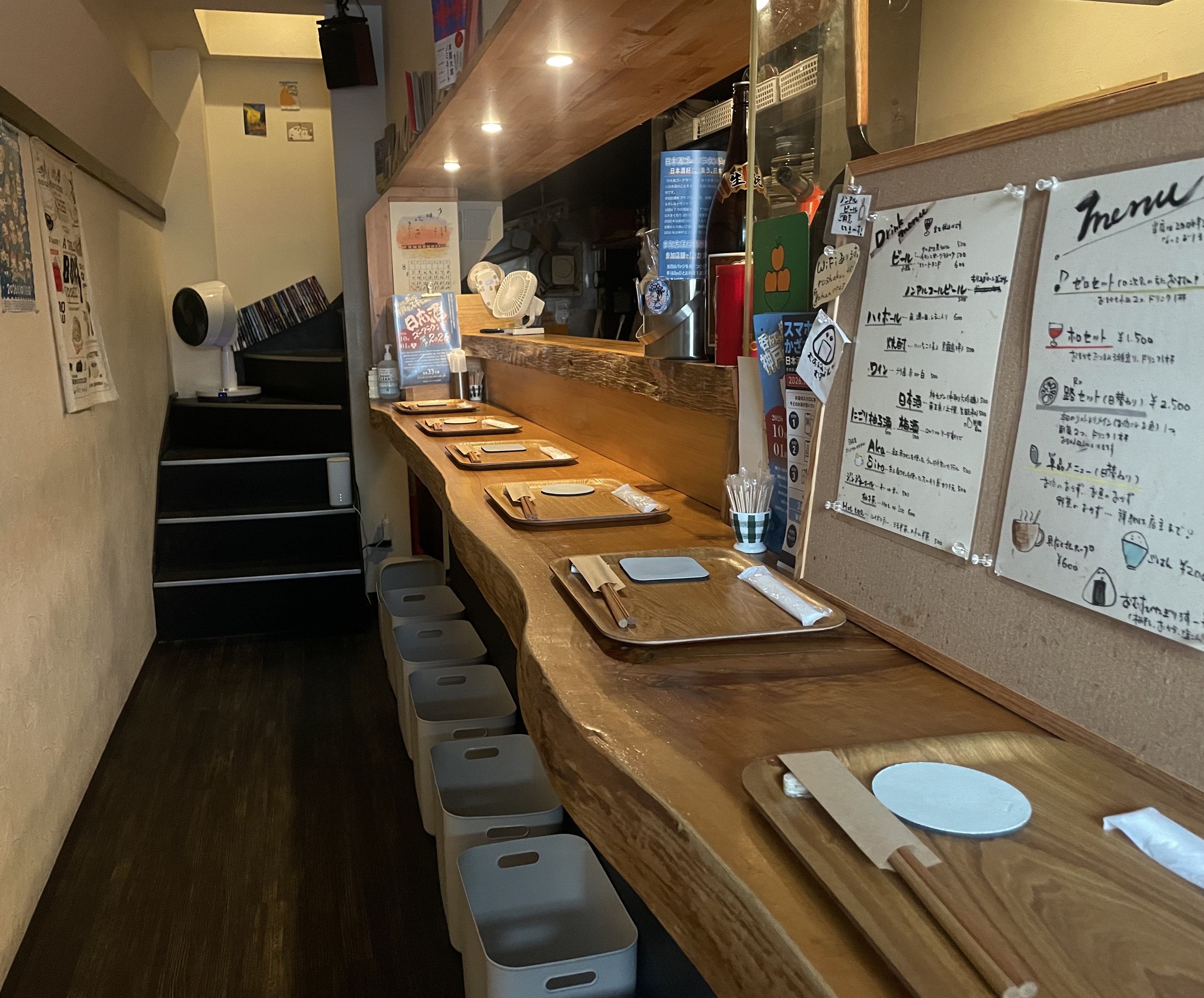 路食堂の店舗写真2